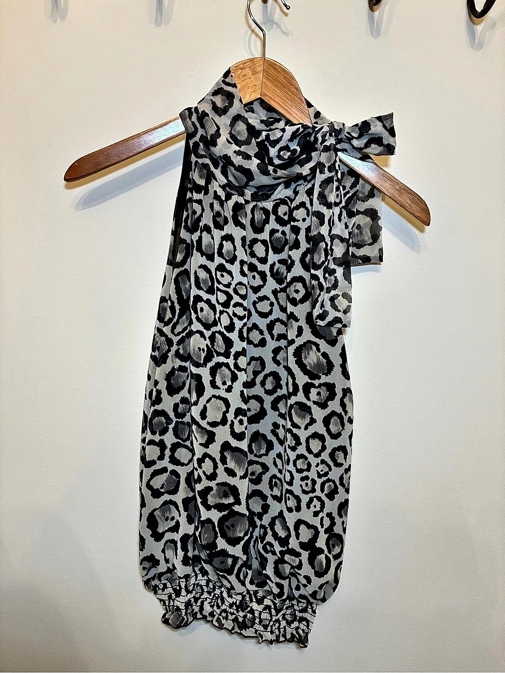 White House Black Market Animal Print Mini Dress in Black & White Size Small
